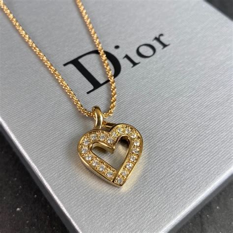 vintage christian dior heart necklace.